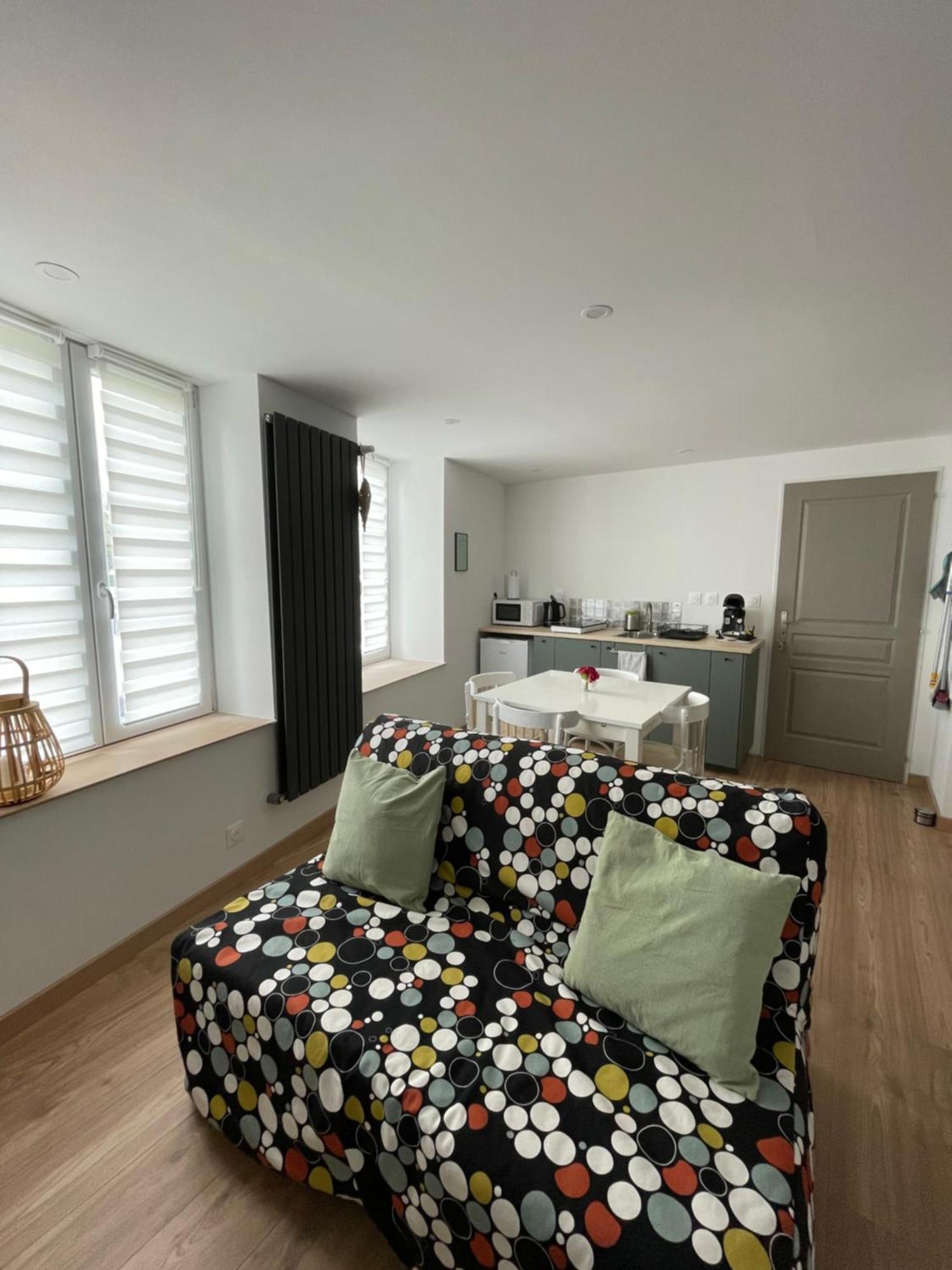 La Roche Apartamento Verdun-sur-Meuse Exterior foto